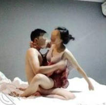 干妈下、操着穿着衣服的干妈、干妈叫着儿子别使劲操啦 受不了啦}